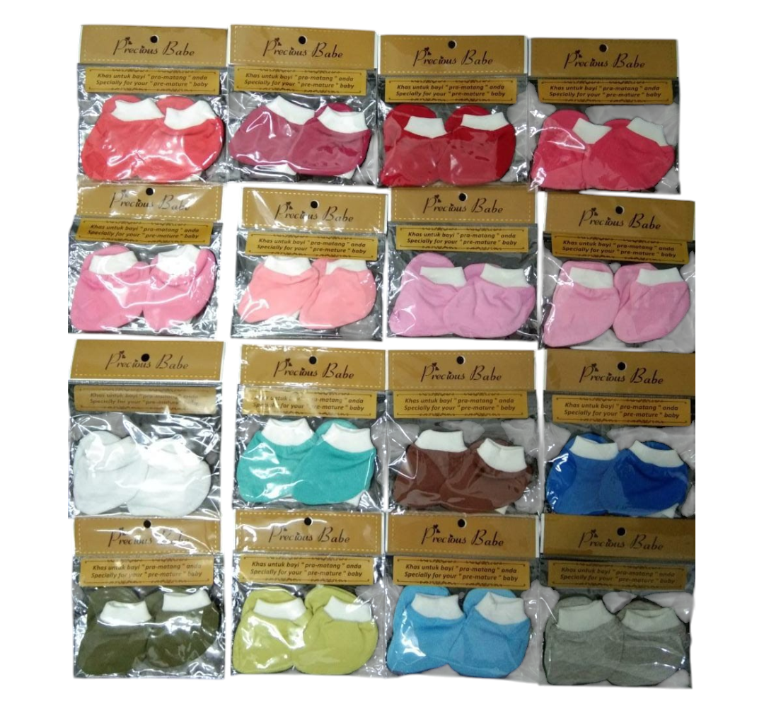 Pre-mature Baby Mittens & Booties Set