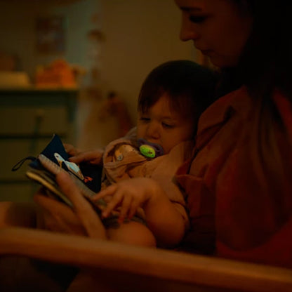 Philips Avent Ultra Air Symmetrical Night Time Soother (6-18m)